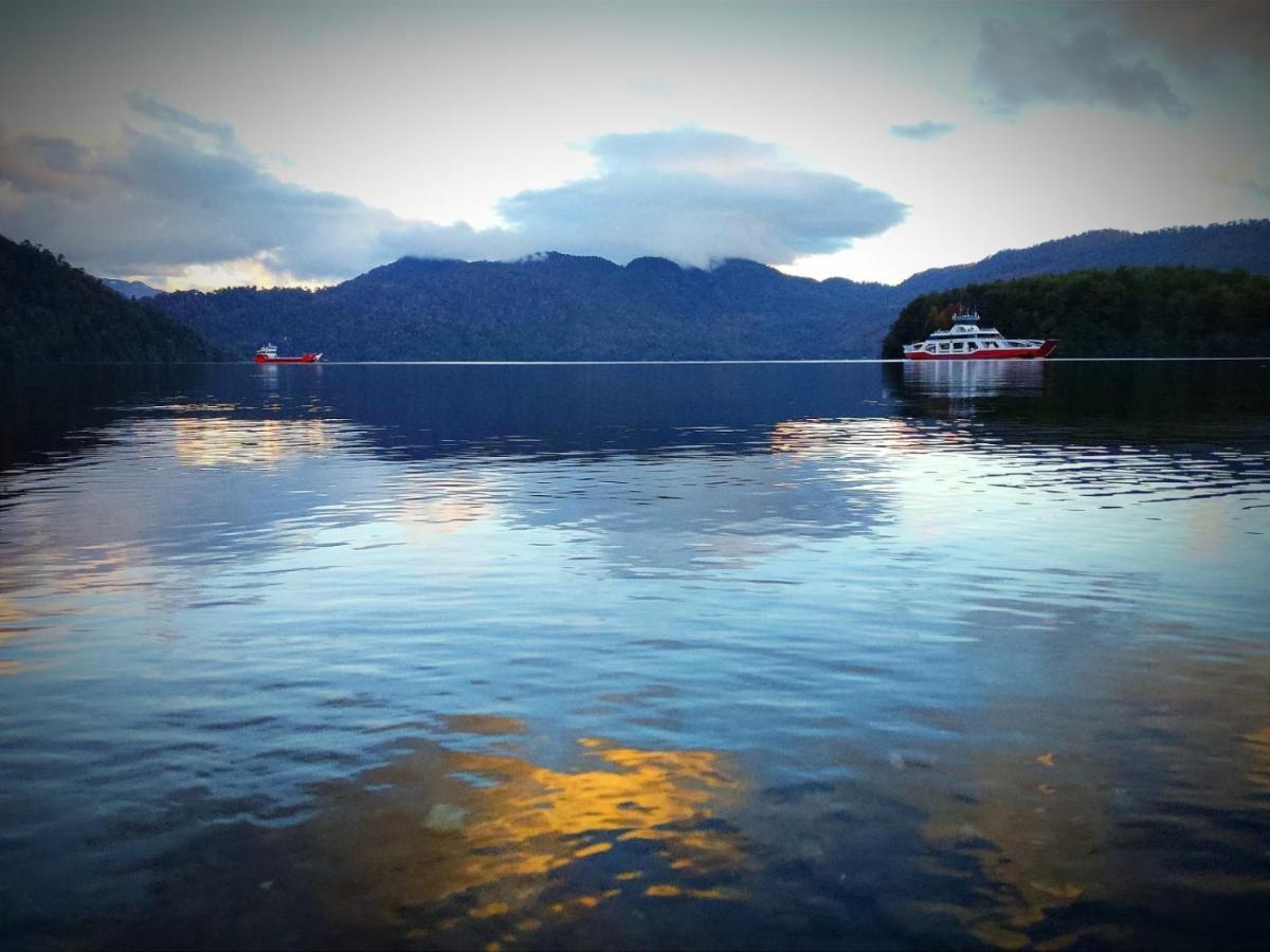 Вілла Outscape L Refugios Puerto Fuy, Huilo Huilo Екстер'єр фото